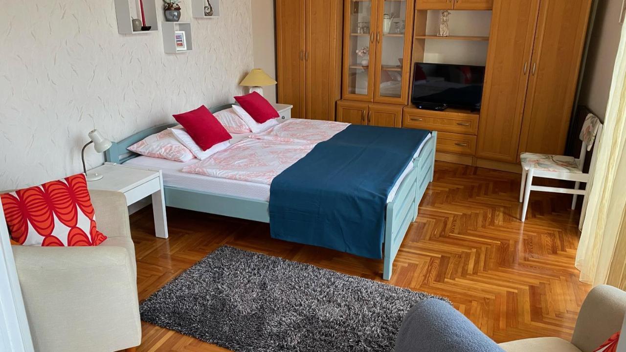 Balazs Apartman Eger Exterior photo
